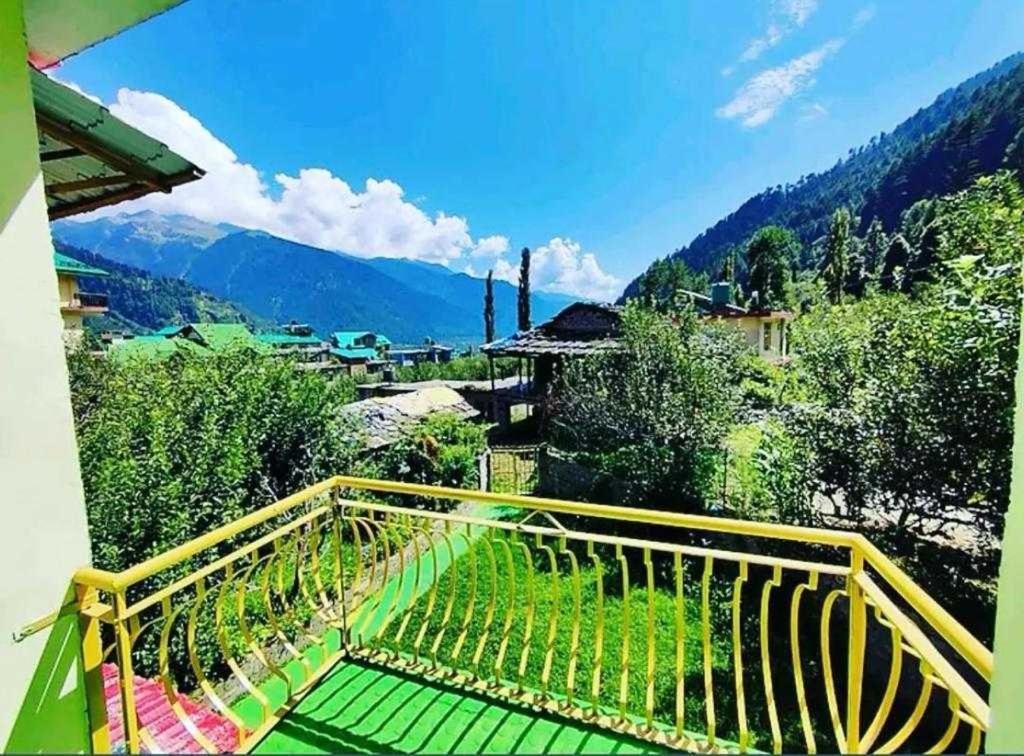 Hotel O Antriksh Cottage Manāli エクステリア 写真