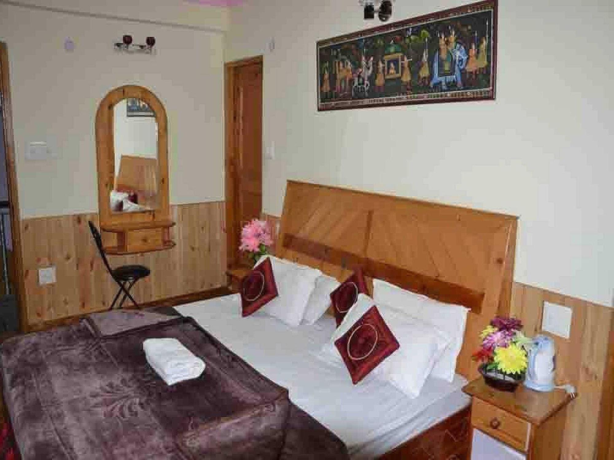 Hotel O Antriksh Cottage Manāli エクステリア 写真
