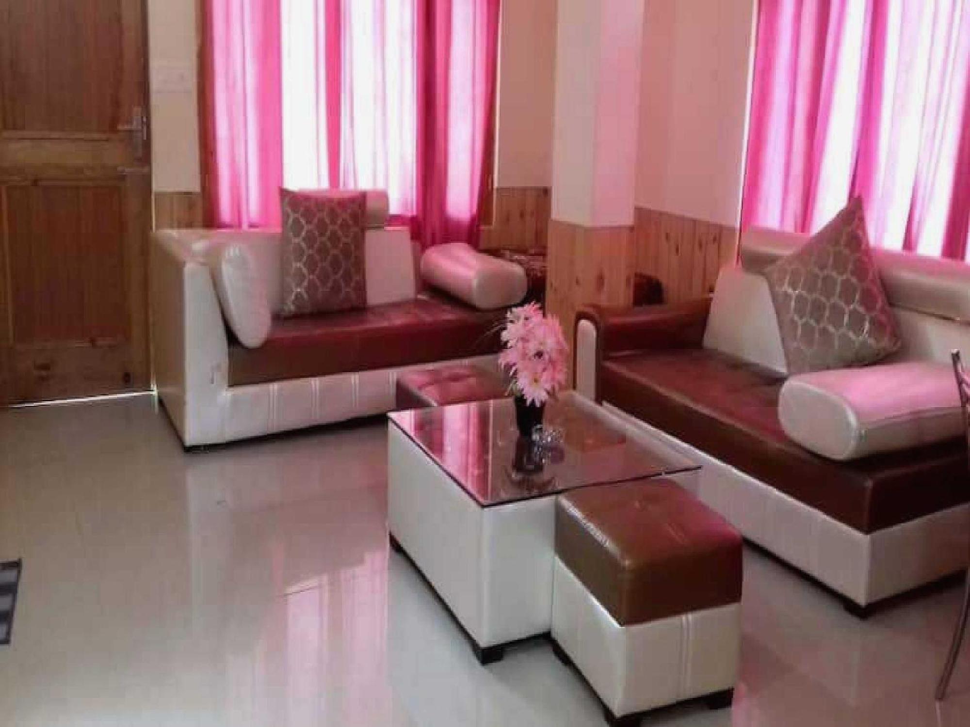 Hotel O Antriksh Cottage Manāli エクステリア 写真